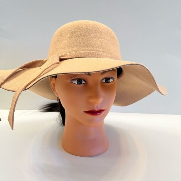 Floppy Hat- Bow Knot- NWT- Dressy Hat - Camel / Tan - NWT - Picture 2 of 9